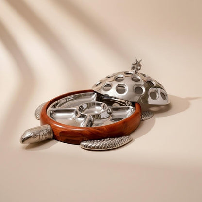 Ocean Luxe Turtle Chip and Dip Server with Mesh Dome