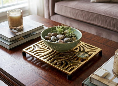 Modern Gold Square Trivet – Minimalist Heat-Resistant Kitchen Hot Pad
